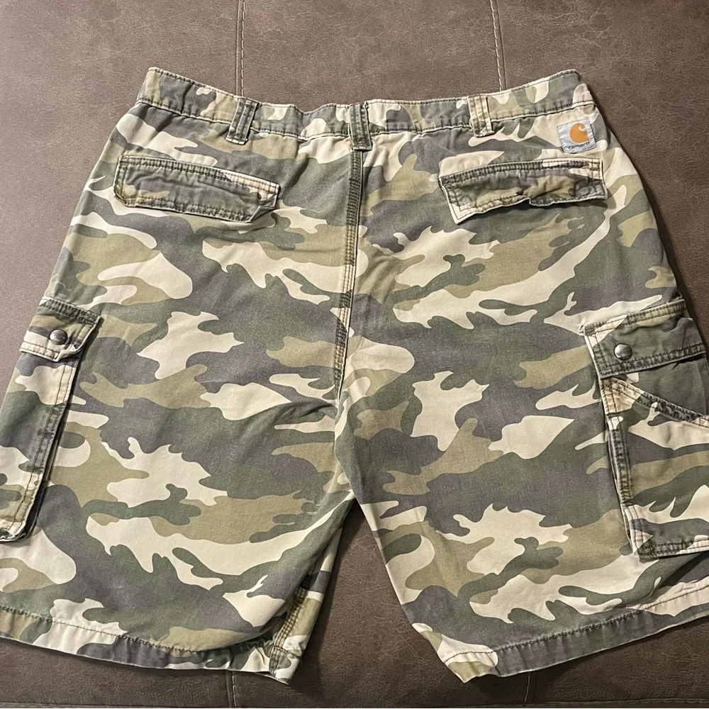 Carhartt Rugged Canvas Cargo Shorts Men’s 38 Relaxed Fit Camo Utility